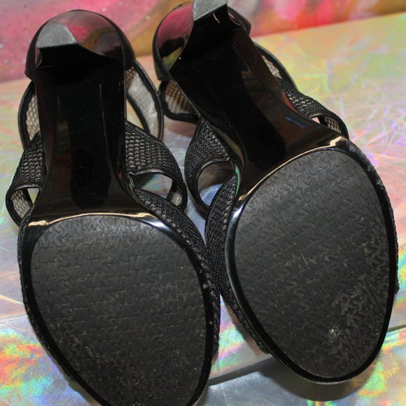 MICHAEL KORS BLACK ZIPPER HEELS - Picture 3 of 5